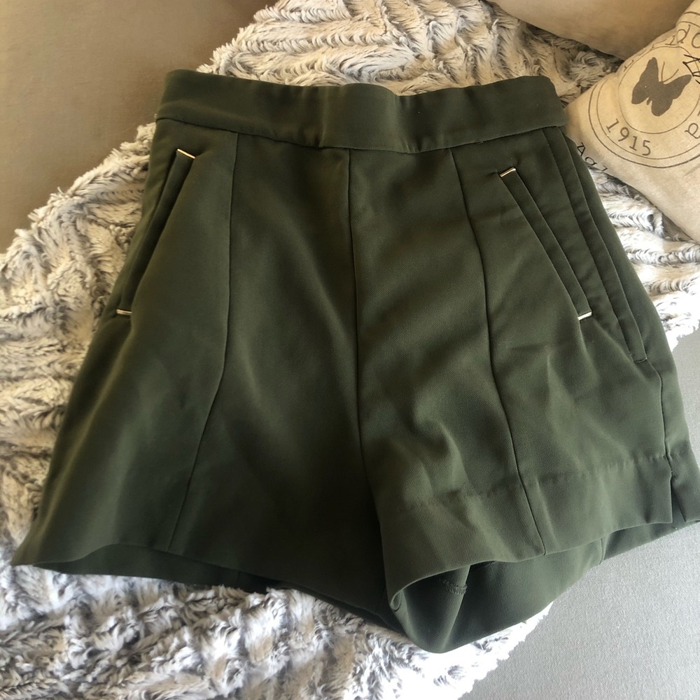 High waisted green shorts